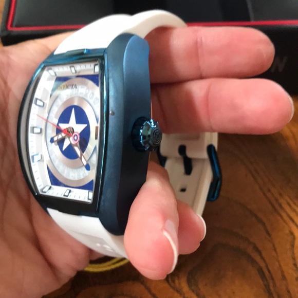 Invicta Marvel Captain America Watch NWT Limited - Picture 8 of 8